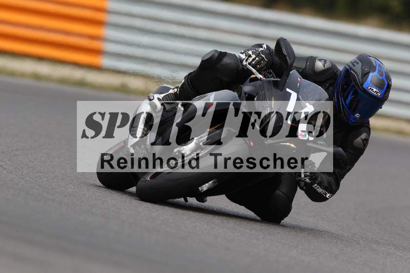 /Archiv-2022/55 14.08.2022 Plüss Moto Sport ADR/Freies Fahren/716